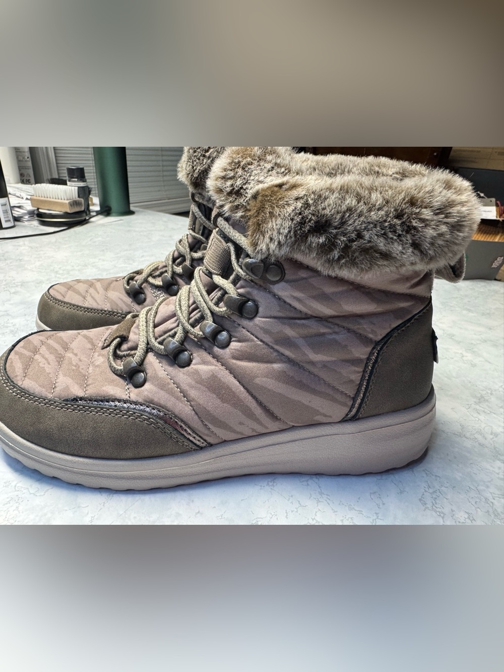 Hey Dude Brandy Boot, Nougat Brown Fur